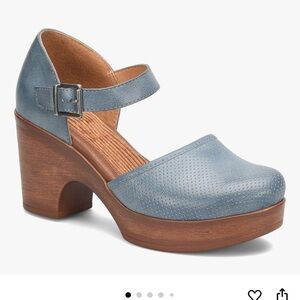Women's Blue Leather Block Heel Shoes